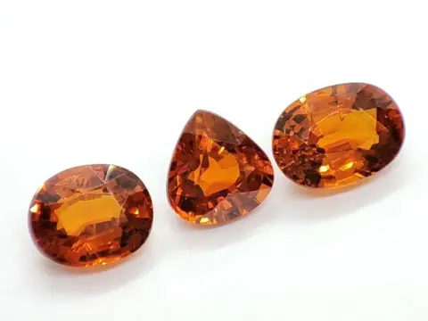 3 pcsSpessartiet - 3.14 ct