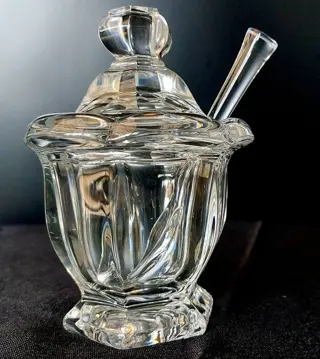 Baccarat - moutadier-jammaker en zijn lepel (2) - Kristal -