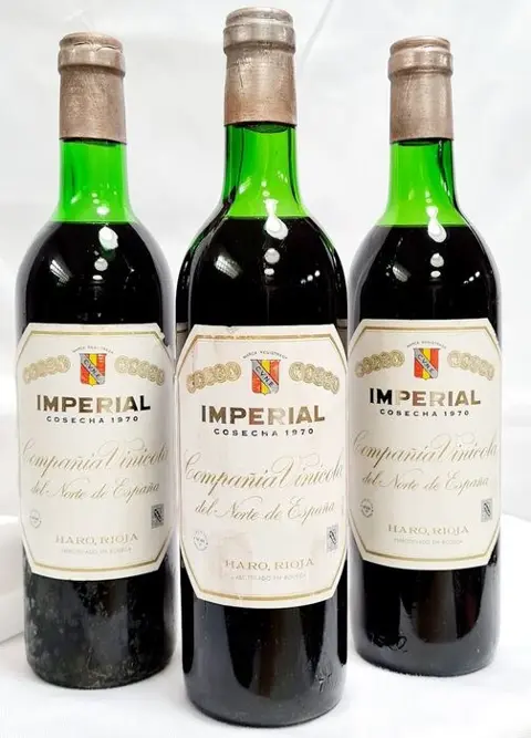 1970 C.V.N.E. 'Imperial' - Rioja Reserva - 3 Flessen (0.75