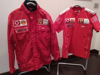 Ferrari - Formule 1 - 2003 - Jasje, Jersey(s), Teamkleding