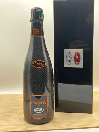 2015 Carbon, Millesimé "Chiron Super Sport 300+" Bugatti