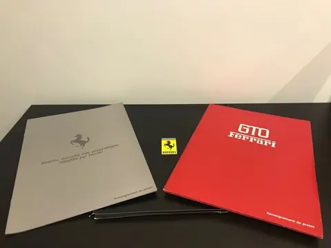 Brochures/catalogi - French 1984 Ferrari 288 GTO Persmap