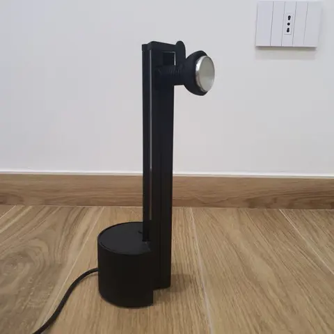 M.Albini - F.Helg - A.Piva - Sirrah - Tafellamp - Design -