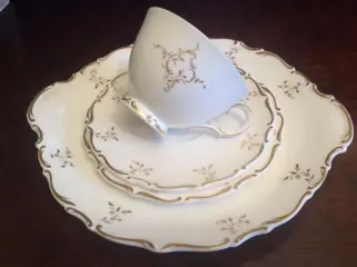 Royal Doulton - theeservies voor vijf - Rococo stijl -