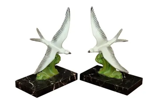 Paar decoratieve meeuwen boekensteunen