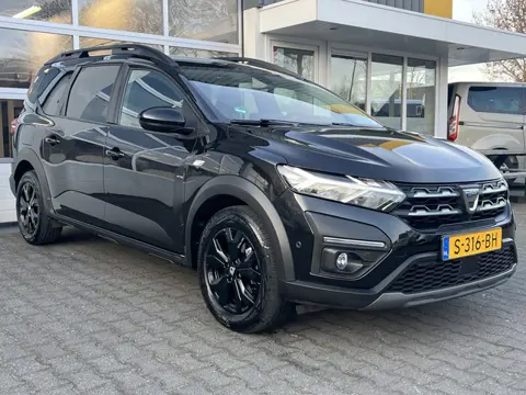 Dacia Jogger 1.0 TCe 110 Extreme 7p. Camera Cruise control Stoelverwarming 1e eigenaar Apple Carplay