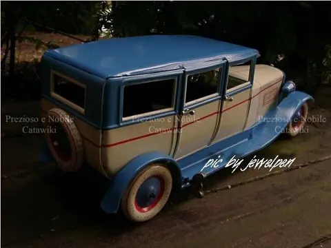DBS Germany - DBS Blechspielwaren - 34 cm lange limousine