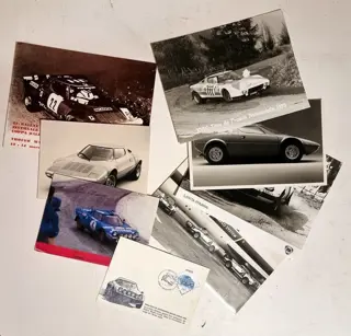 Foto - Lotto di 8 pezzi relativi alla Lancia Stratos -