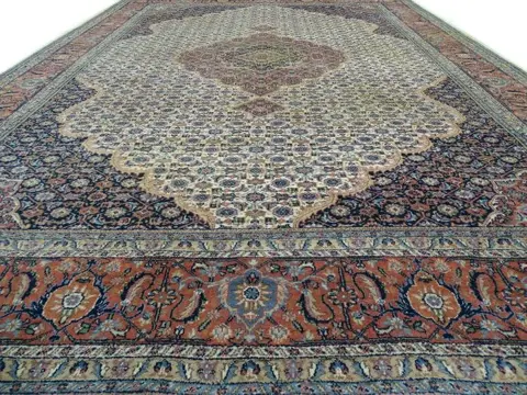 Bidjar - No-Reserve - Cleaned Rug - 340 cm - 245 cm