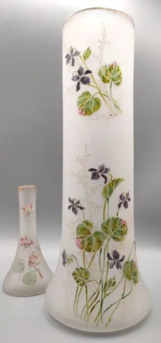 LEGRAS (1839-1916) - Grote Art Nouveau vaas met emaille