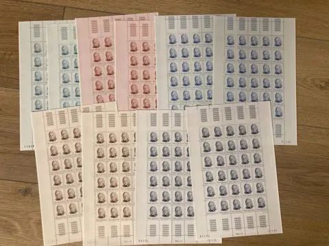 Monaco 1989 - Standard use series - high facial value sheets - mint** - Yvert n°1671 à 1675 x 60 exemplaires