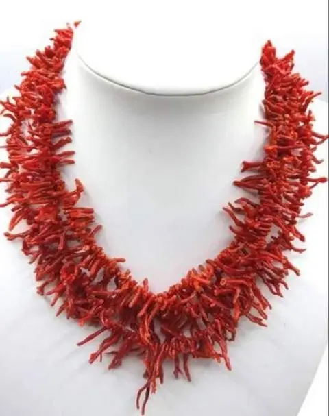 Koraal Handgesneden koraal collier - 101 g