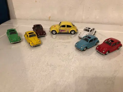 Norev, Welly - 1:43 - 7 Volkswagen 1300 verschillende kleuren