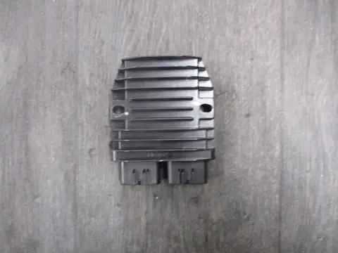 SPANNINGSREGELAAR Benelli 502 Cruiser 2019 - 2021