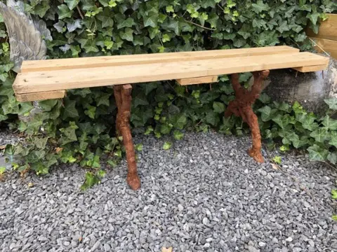 Tuinbank ,tuintafel , tuinbank delen