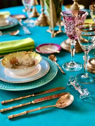 Tafelkleed voor grote tafels, met een elegante turquoise