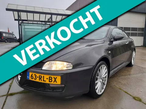Alfa Romeo GT 2.0 JTS Distinctive