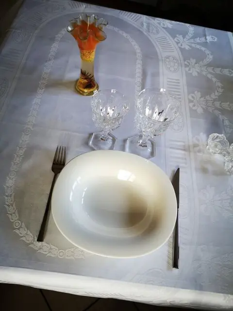 Wit katoenen damasten tafelkleed - 90 x 140 cm - Damask