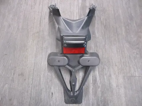 KENTEKENPLAATHOUDER Honda VFR 800 X Crossrunner 2011 - 2014