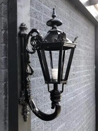 Buitenlamp,buitenlantaarn , wandlantaarn , lamp , tuin
