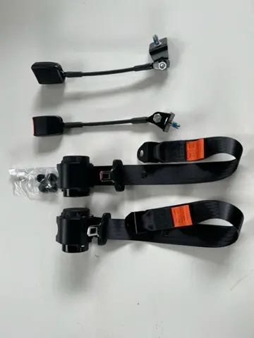 Seat belts Ferrari 365 GTB4 Daytona