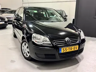 Volkswagen Polo 1.2 Optive AIRCO 2007 zwart zeer netjes