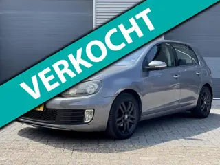 Volkswagen Golf 1.6 TDI Highline BlueMotion DSG 2011