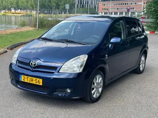 Toyota Corolla Verso 1.8 VVT-i Terra 7p. | 7-persoons | Clima | Trekhaak | Groot onderhoud gehad!