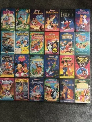 Partij 111 stuks VHS Disney, tekenfilms, film etc VHS