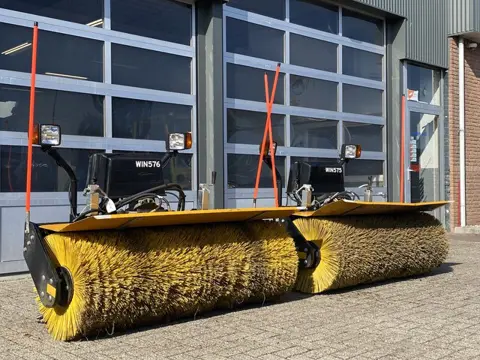 Schuitemaker HF 1700 MFB Veegborstel Veegmachine Rolbezem Sneeuwbezem Sneeuwborstel HF 1700 MFB 2013