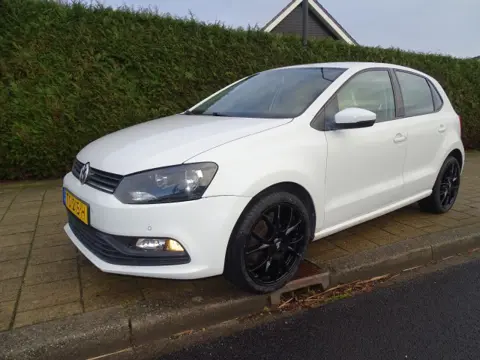 VOLKSWAGEN POLO 1.0 COMFL  -Media-Aux-Pdc-Airco-Electr ram-Carplay
