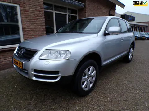 Volkswagen Touareg 3.2 V6