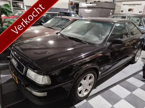 Audi S2 Quattro ** Clima ** Leder ** Xenon ** Schuifdak ** Cruise control ** geheel origineel