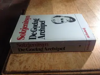 Solzjenitsyn - de goelag archipel - deel 1 - kleur: grijs