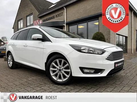 Ford FOCUS Wagon 1.0 Turbo Titanium Navigatie / Stoelverwarming / All-Seasons