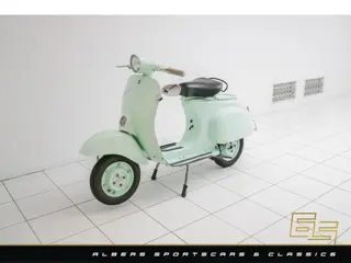 Piaggio Vespa 50 L Restored (bj 1967)