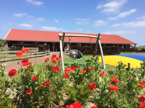 Nabij Den Hoorn rustig gelegen en sfeervol groepsverblijf