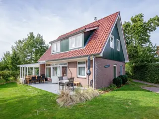 Vrijstaand vakantiehuis met infrarood sauna nabij De Cocksdorp