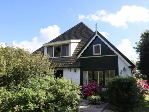 Sfeervol vakantiewoning rustig gelegen buiten De Koog