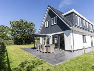 Luxe villa nabij Noordzeestrand bos en duinen
