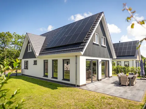 Nabij De Koog op kleinschalig park een luxe villa