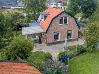 Vrijstaand vakantiehuis dichtbij het centrum van Den Burg