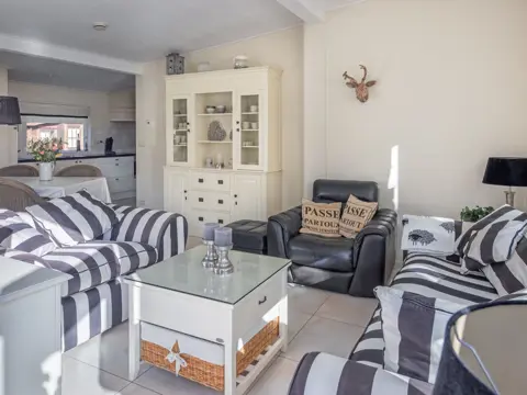 Trendy en smaakvol ingericht vakantiehuis midden in het bos