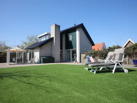 Onthaasten in gezellig vakantiehuis met omheinde tuin