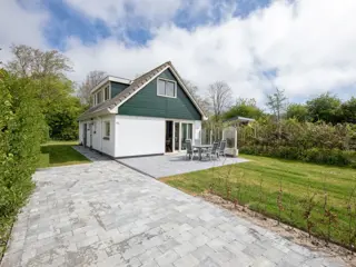 Ruime bungalow rustig gelegen in de buurt van natuurgebied De Slufter