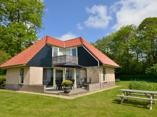 Ruim vakantiehuis op prachtige omgeving in het bos