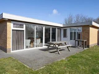 Geniet van de stilte in deze bungalow vlakbij De Cocksdorp