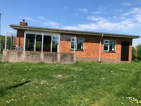 Vrijstaande bungalow op loopafstand van natuurgebied de Slufter