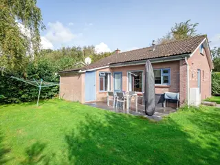 Vrijstaande bungalow met ruime tuin nabij natuurgebied de Slufter