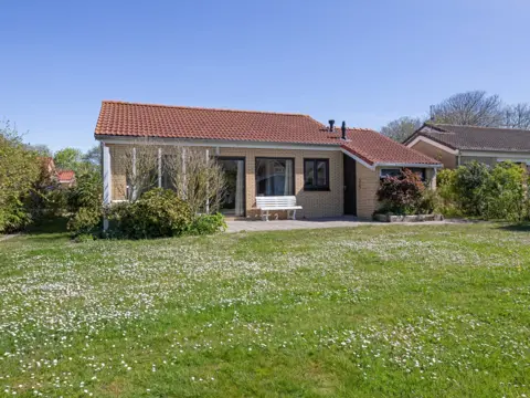 Vrijstaande vakantiewoning in de buurt van natuurgebied de Slufter